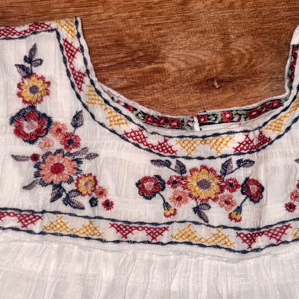 Knox Rose White Peasant Blouse with Multicolor Floral Embroidery - Picture 2 of 5
